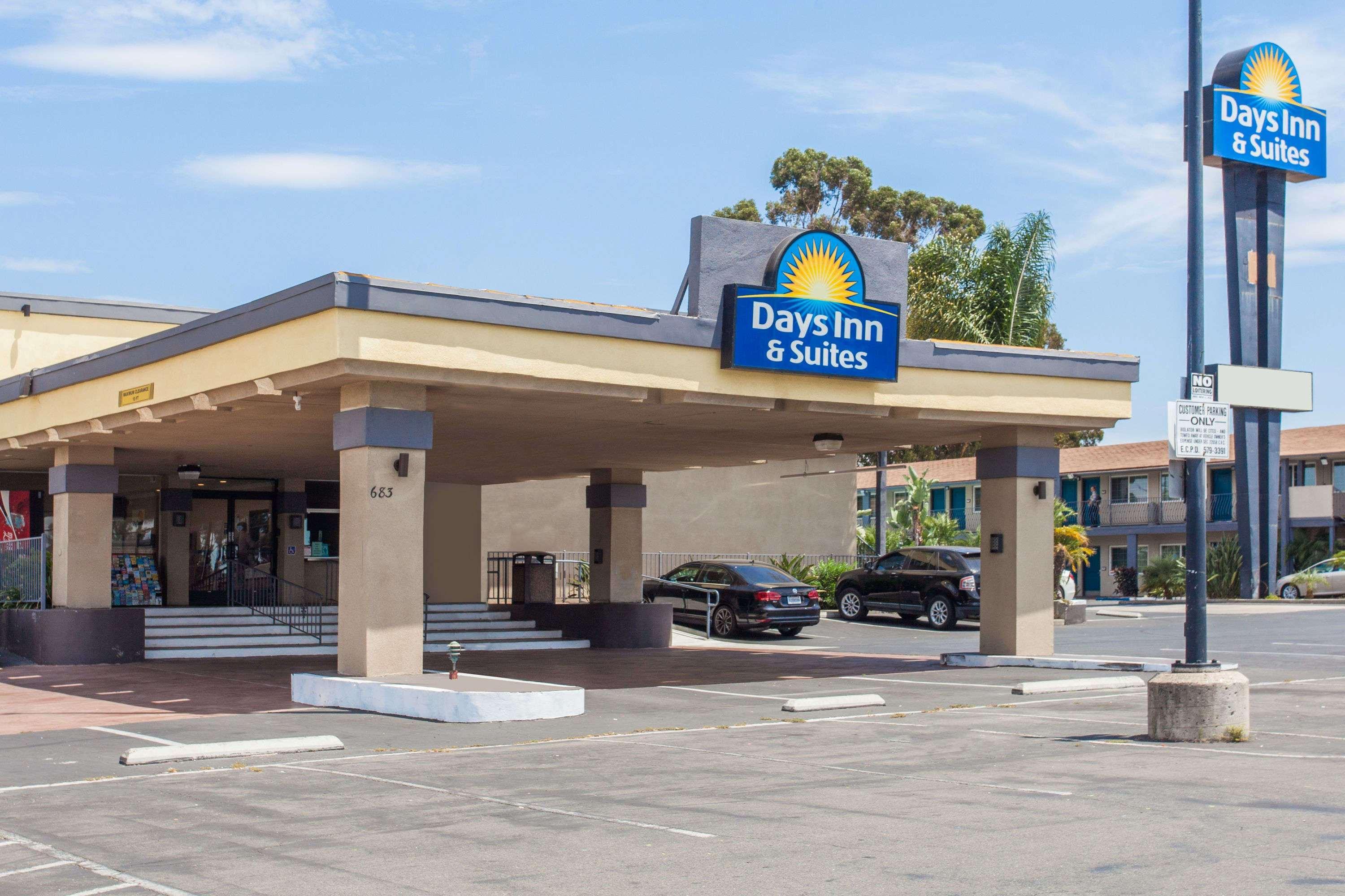 Days Inn By Wyndham San Diego-East/Ель-Кахон Екстер'єр фото